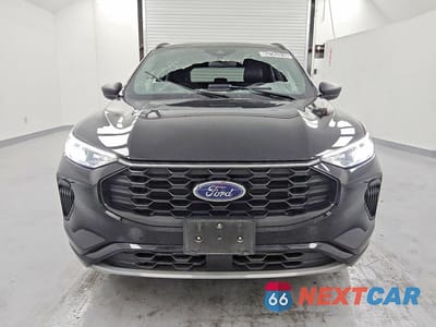 Piąte zdjęcie samochodu w środku: 2023 FORD ESCAPE ST LINE VIN:1FMCU9MN3PUA13108 - miniatura