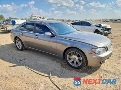Czwarte zdjęcie samochodu z boku: 2008 BMW 750 I VIN:WBAHL83568DT12017 - miniatura