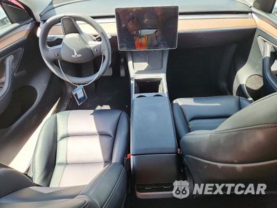 Zdjęcie 8 z 13 samochodu: 2024 TESLA MODEL Y VIN:7SAYGDED7RF154403 - miniatura