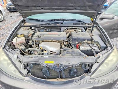 Zdjęcie 11 z 12 samochodu: 2005 TOYOTA CAMRY LE VIN:4T1BE32K05U944371 - miniatura