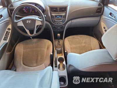 Zdjęcie 8 z 12 samochodu: 2016 HYUNDAI ACCENT SE VIN:KMHCT4AE1GU124198 - miniatura