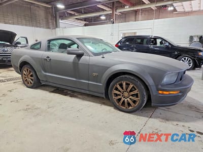 Czwarte zdjęcie samochodu z boku: 2007 FORD MUSTANG GT VIN:1ZVHT82H075246245 - miniatura