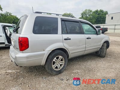 Trzecie zdjęcie samochodu z tyłu: 2005 HONDA PILOT EXL VIN:5FNYF18625B041657 - miniatura