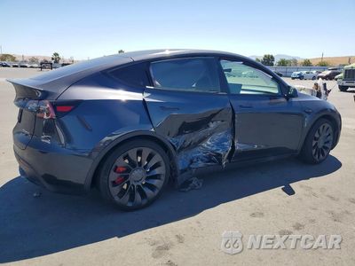 Trzecie zdjęcie samochodu z tyłu: 2024 TESLA MODEL Y VIN:7SAYGDEF6RF076777 - miniatura