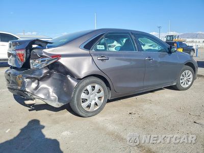 Trzecie zdjęcie samochodu z tyłu: 2017 TOYOTA CAMRY LE VIN:4T1BF1FK5HU364842 - miniatura