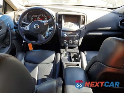 Zdjęcie 8 z 12 samochodu: 2014 NISSAN MAXIMA 3.5 S VIN:1N4AA5AP8EC474431 - miniatura