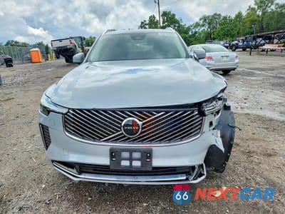 Piąte zdjęcie samochodu w środku: 2025 VOLVO XC90 CORE VIN:YV4H60PAXS1374772 - miniatura