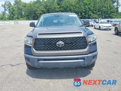Piąte zdjęcie samochodu w środku: 2019 TOYOTA TUNDRA SR VIN:5TFUM5F16KX083382 - miniatura