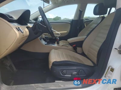 Zdjęcie 7 z 12 samochodu: 2016 VOLKSWAGEN CC BASE VIN:WVWBN7AN8GE500353 - miniatura