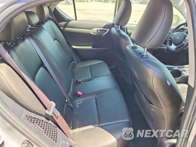 Zdjęcie 10 z 12 samochodu: 2013 LEXUS CT 200 VIN:JTHKD5BH2D2138015 - miniatura
