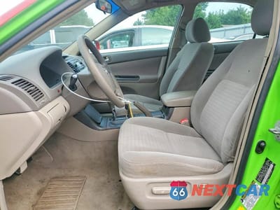 Zdjęcie 7 z 12 samochodu: 2005 TOYOTA CAMRY LE VIN:4T1BE30KX5U969085 - miniatura