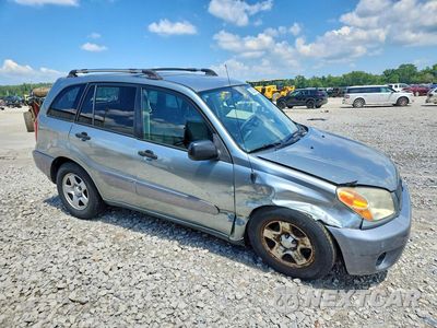 Czwarte zdjęcie samochodu z boku: 2005 TOYOTA RAV4 BASE VIN:JTEGD20V550050714 - miniatura