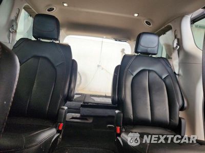 Zdjęcie 10 z 14 samochodu: 2020 CHRYSLER PACIFICA TOURING L VIN:2C4RC1BG5LR279311 - miniatura