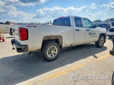 Trzecie zdjęcie samochodu z tyłu: 2016 CHEVROLET SILVERADO K1500 VIN:1GCVKNEC9GZ242677 - miniatura