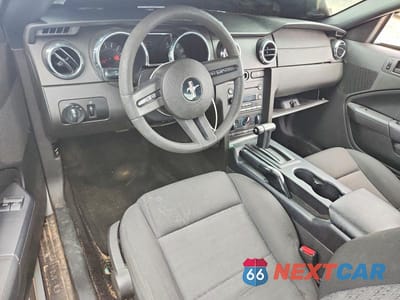 Zdjęcie 8 z 12 samochodu: 2005 FORD MUSTANG VIN:1ZVFT80N955113321 - miniatura