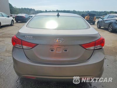 Zdjęcie 6 z 12 samochodu: 2013 HYUNDAI ELANTRA GLS VIN:5NPDH4AE3DH259649 - miniatura