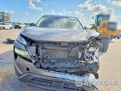 Piąte zdjęcie samochodu w środku: 2025 NISSAN ROGUE SV VIN:5N1BT3BA3SC762257 - miniatura
