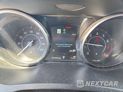 Zdjęcie 9 z 14 samochodu: 2019 JAGUAR E-PACE S VIN:SADFJ2FX0K1Z42073 - miniatura