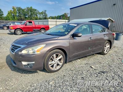 2015 NISSAN ALTIMA 2.5 SV 1N4AL3AP8FC249975 - główne zdjęcie licytacji z USA - miniatura