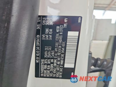 Zdjęcie 13 z 13 samochodu: 2012 VOLVO XC70 T6 VIN:YV4902BZ8C1134183 - miniatura