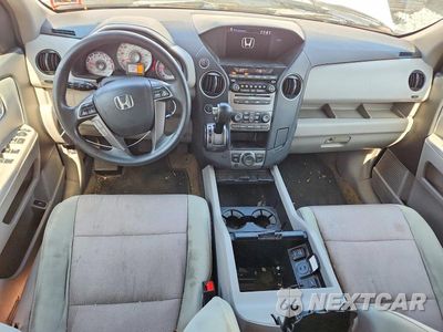 Zdjęcie 8 z 13 samochodu: 2015 HONDA PILOT SE VIN:5FNYF4H32FB055387 - miniatura
