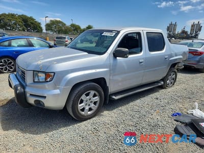 2006 HONDA RIDGELINE RTL 2HJYK16516H513215 - główne zdjęcie licytacji z USA - miniatura