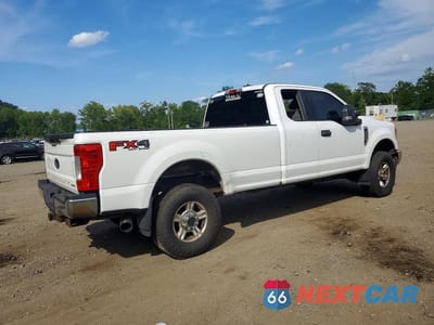 Trzecie zdjęcie samochodu z tyłu: 2017 FORD F250 SUPER DUTY VIN:1FT7X2B60HEB55623 - miniatura