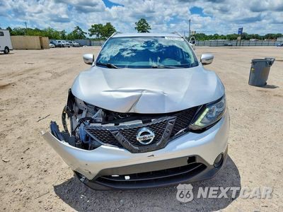 Piąte zdjęcie samochodu w środku: 2017 NISSAN ROGUE SPORT SV VIN:JN1BJ1CP5HW009082 - miniatura