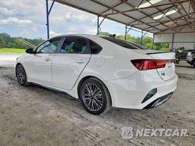 Drugie zdjęcie samochodu z przodu: 2024 KIA FORTE GT LINE VIN:3KPF54AD3RE772968 - miniatura