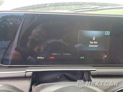 Zdjęcie 9 z 13 samochodu: 2025 MERCEDES-BENZ GLE 450E 4MATIC VIN:4JGFB4GB9SB473689 - miniatura