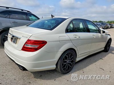 Trzecie zdjęcie samochodu z tyłu: 2012 MERCEDES-BENZ C 300 4MATIC VIN:WDDGF8BB6CR214362 - miniatura