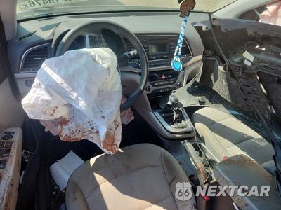 Zdjęcie 8 z 12 samochodu: 2018 HYUNDAI ELANTRA SE VIN:5NPD74LF6JH350032 - miniatura