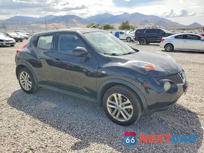 Czwarte zdjęcie samochodu z boku: 2014 NISSAN JUKE S VIN:JN8AF5MV7ET355683 - miniatura