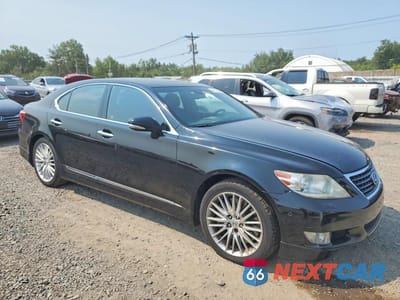 Czwarte zdjęcie samochodu z boku: 2012 LEXUS LS 460 VIN:JTHBL5EF7C5109815 - miniatura