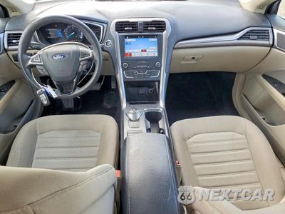 Zdjęcie 8 z 12 samochodu: 2019 FORD FUSION SE VIN:3FA6P0HD2KR248224 - miniatura