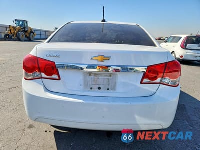 Zdjęcie 6 z 12 samochodu: 2015 CHEVROLET CRUZE LS VIN:1G1PA5SG4F7295583 - miniatura