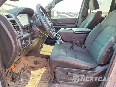 Zdjęcie 7 z 12 samochodu: 2023 RAM 1500 TRADESMAN VIN:1C6SRECGXPN599773 - miniatura