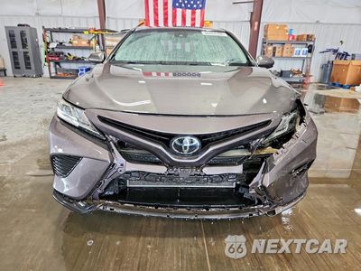 Piąte zdjęcie samochodu w środku: 2020 TOYOTA CAMRY SE VIN:4T1G11AK3LU900532 - miniatura