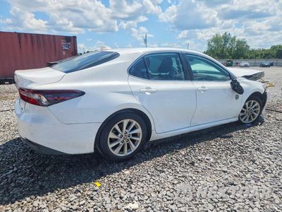 Trzecie zdjęcie samochodu z tyłu: 2024 TOYOTA CAMRY LE VIN:4T1R11AK3RU233575 - miniatura
