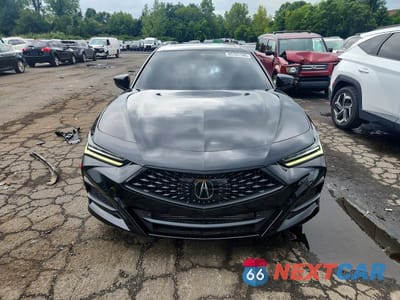 Piąte zdjęcie samochodu w środku: 2022 ACURA TLX TECH A VIN:19UUB5F5XNA001669 - miniatura