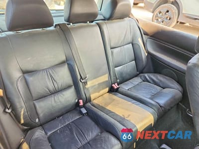 Zdjęcie 10 z 13 samochodu: 2005 VOLKSWAGEN GTI VIN:9BWDE61J654028596 - miniatura