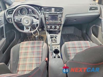 Zdjęcie 8 z 12 samochodu: 2018 VOLKSWAGEN GTI S VIN:3VW547AU2JM254924 - miniatura