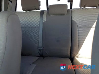 Zdjęcie 10 z 13 samochodu: 2015 TOYOTA TACOMA V6 VIN:3TMLU4EN8FM166611 - miniatura