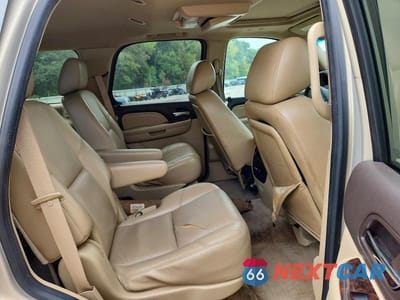Zdjęcie 11 z 14 samochodu: 2011 GMC YUKON DENALI VIN:1GKS1EEFXBR220295 - miniatura