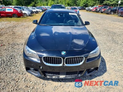Piąte zdjęcie samochodu w środku: 2016 BMW 535 I VIN:WBA5B1C59GG553743 - miniatura