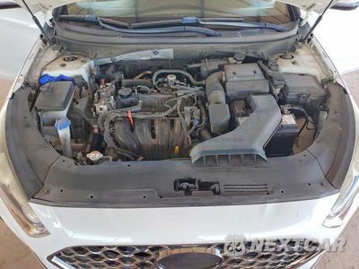 Zdjęcie 11 z 12 samochodu: 2018 HYUNDAI SONATA SPORT VIN:5NPE34AF7JH684881 - miniatura