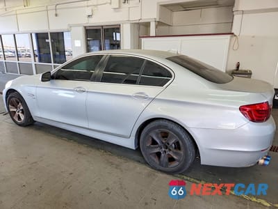 Drugie zdjęcie samochodu z przodu: 2012 BMW 528 XI VIN:WBAXH5C50CDW06422 - miniatura