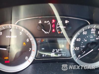Zdjęcie 9 z 12 samochodu: 2014 NISSAN SENTRA SV VIN:3N1AB7AP8EY312635 - miniatura