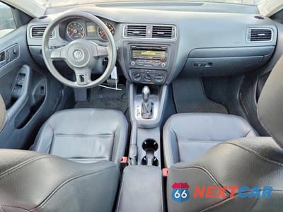 Zdjęcie 8 z 12 samochodu: 2014 VOLKSWAGEN JETTA SE VIN:3VWD17AJ7EM293217 - miniatura