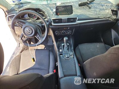 Zdjęcie 8 z 13 samochodu: 2017 MAZDA 3 SPORT VIN:3MZBN1K72HM153074 - miniatura